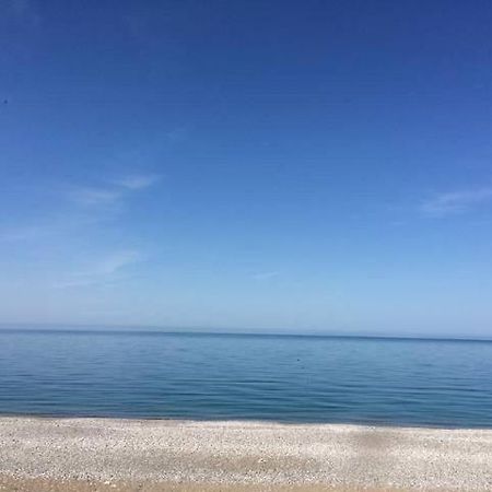 Gostevoy Dom Samir Hotel Gagra Exterior foto