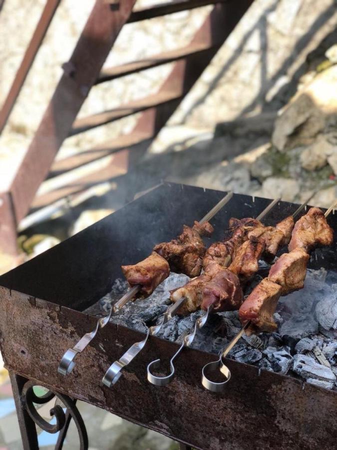 Gostevoy Dom Samir Hotel Gagra Exterior foto