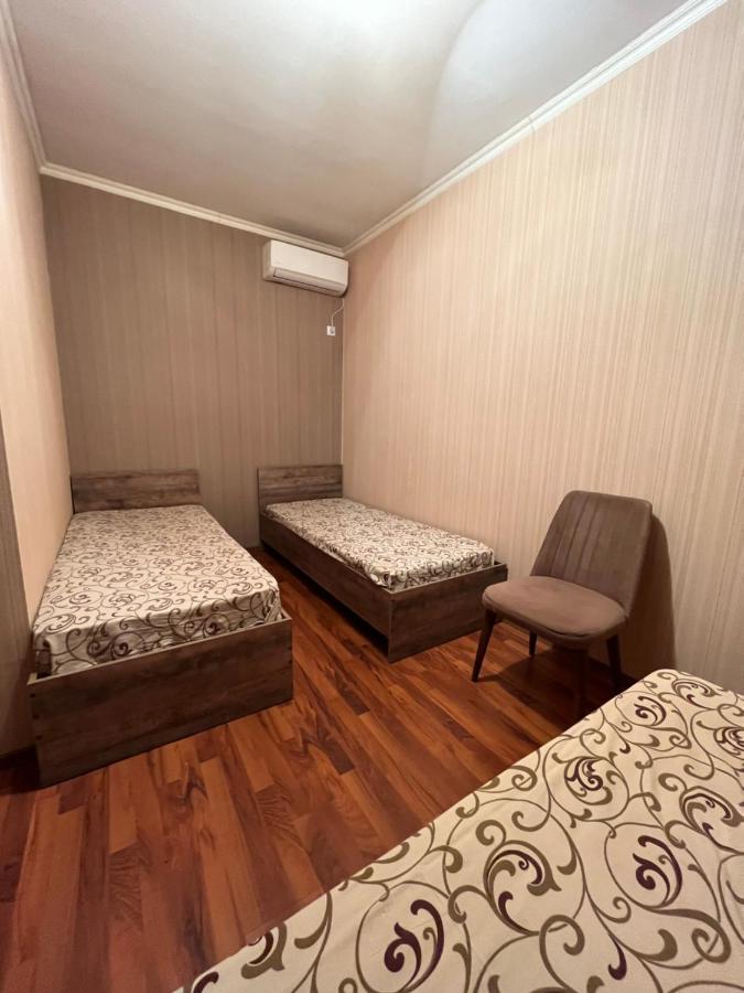 Gostevoy Dom Samir Hotel Gagra Exterior foto